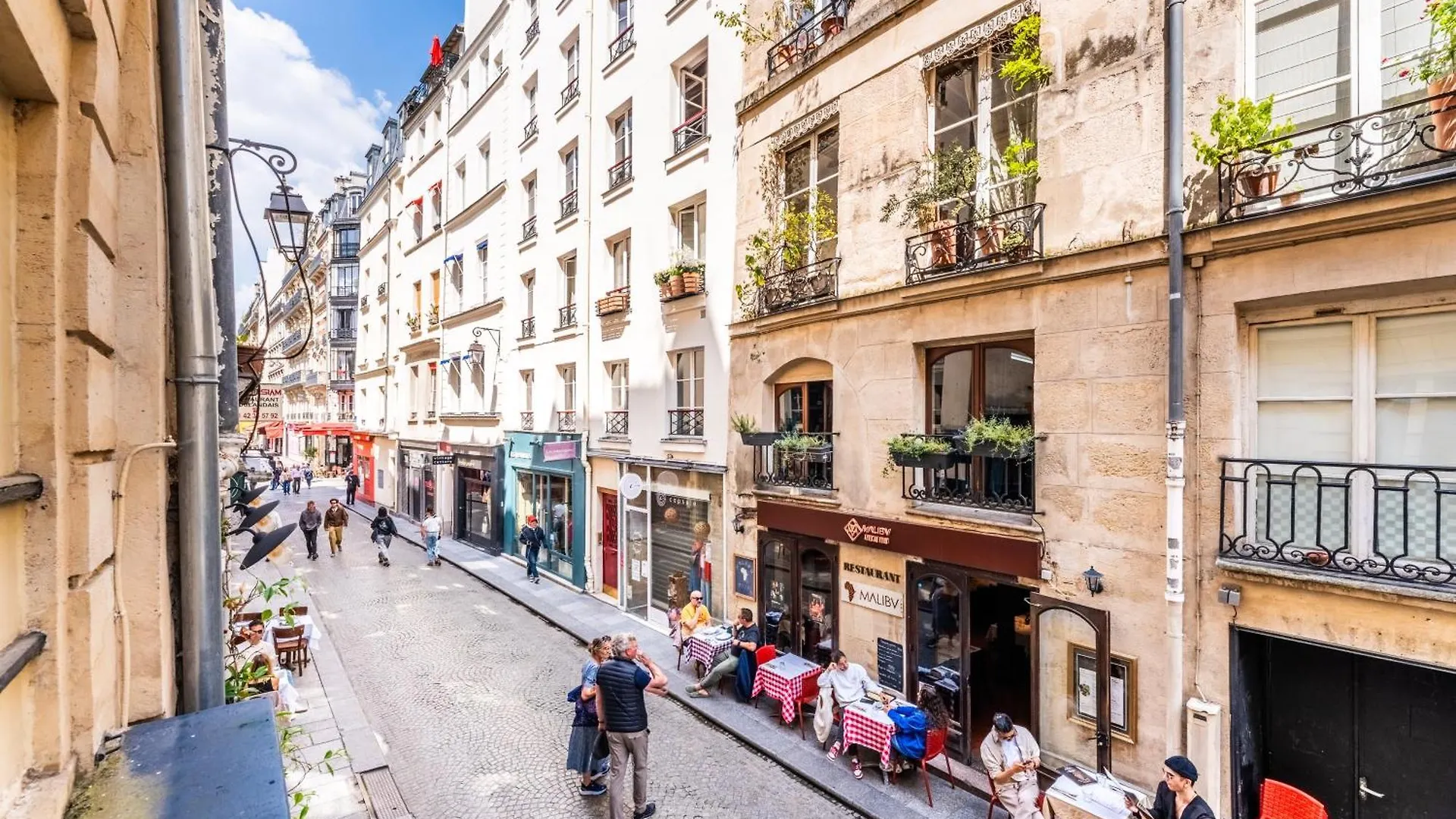Charming Flat Montorgueil